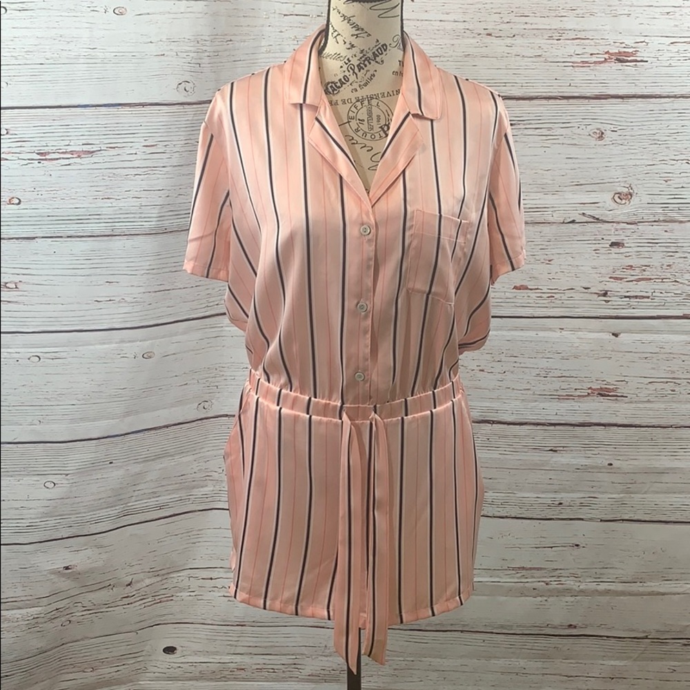 💗 LIMITED EDITION 🤍 VS ROMPER 🖤